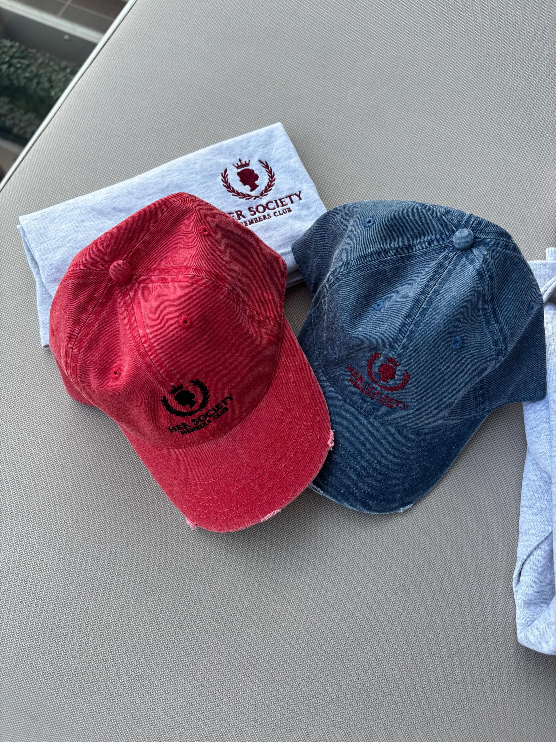 Her Society Cap Rood